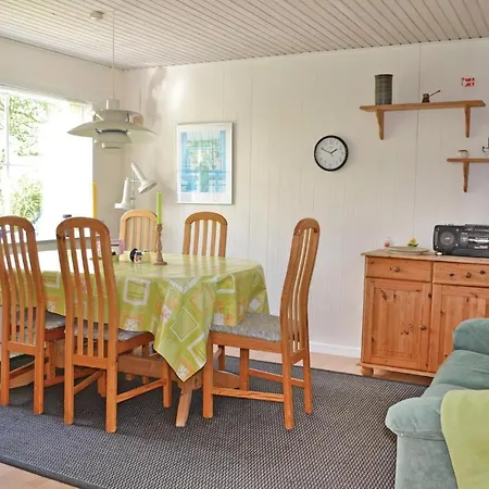 Ribe With Fireplace 09 *